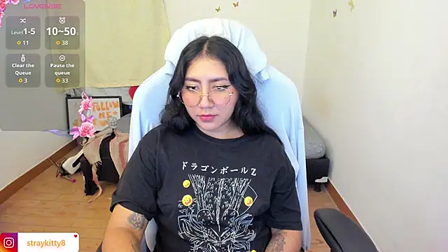 LoveLyy- online show from October 2025 03:49:02 AM