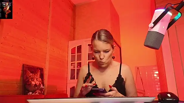 Lady Shine online show from April 2026 03:29:01 PM