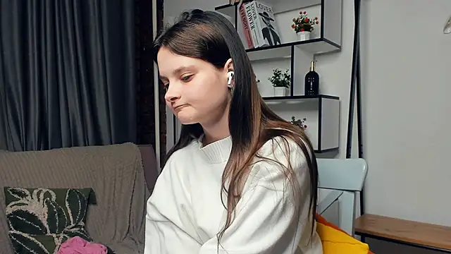 SkyDoll online show from October 2025 09:23:01 PM