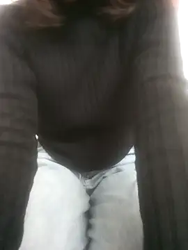 anshika sharma20 online show from December 2025 05:07:01 PM