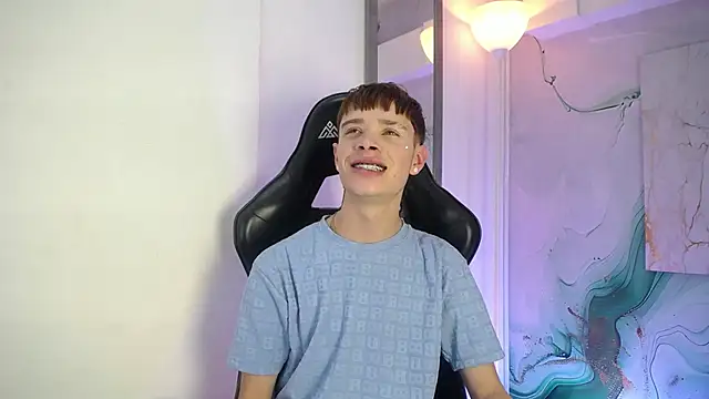 Snapshot of JackFrosst chatting on July 2026 12:19:02 PM JackFrosst online show from July 2026 12:19:02 PM