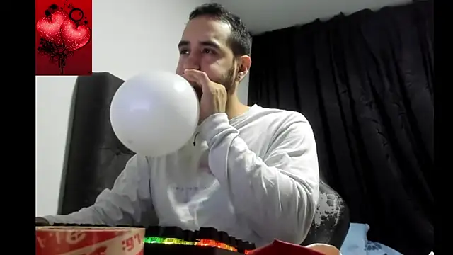 Snapshot of coolfriki chatting on February 2026 11:12:01 PM coolfriki online show from February 2026 11:12:01 PM