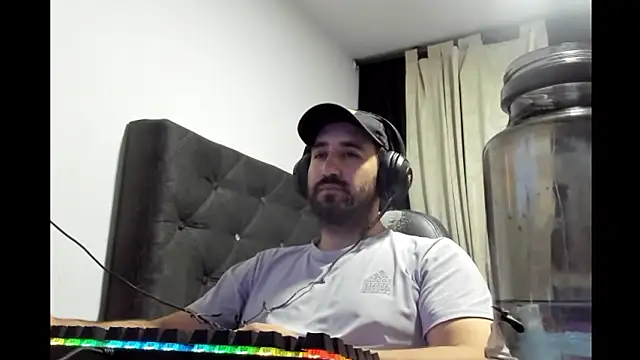 coolfriki online show from March 2026 03:55:02 AM