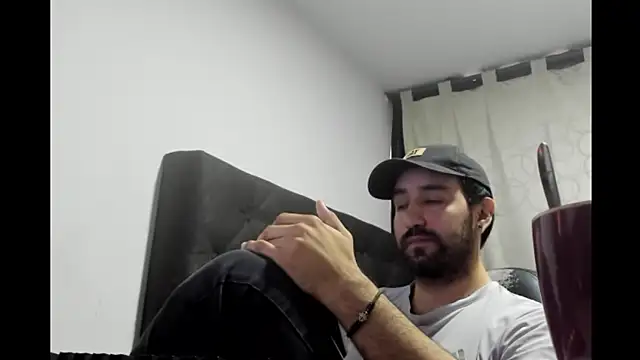 coolfriki online show from April 2026 10:12:02 PM