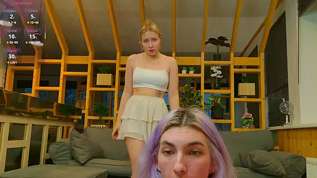 Mol l y online show from October 2025 02:28:02 PM