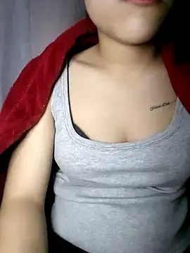 Snapshot of Lyly69699 chatting on November 2025 04:51:02 AM Lyly69699 online show from November 2025 04:51:02 AM