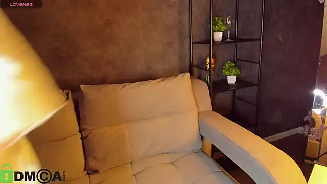 Barbara Mitchel online show from October 2025 01:06:02 AM