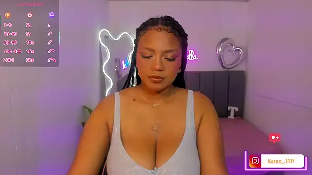 THIANA TAY online show from November 2025 11:07:02 PM