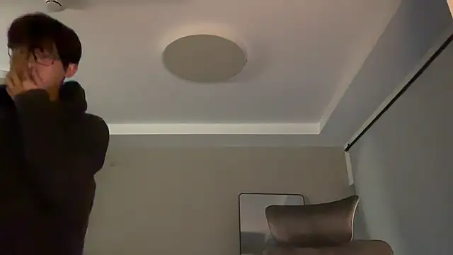 iambennet online show from December 2025 05:24:02 AM