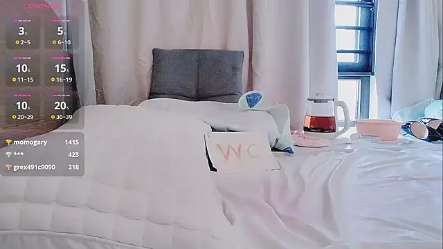 Taobaby168 online show from October 2025 07:18:01 AM