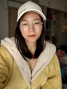 nini10052025 online show from December 2025 04:02:01 PM