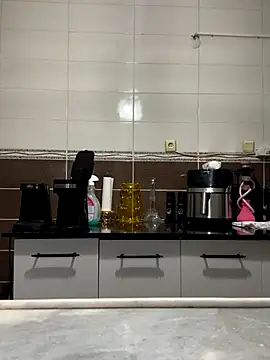 Teengirlmiaa online show from November 2025 12:31:02 PM