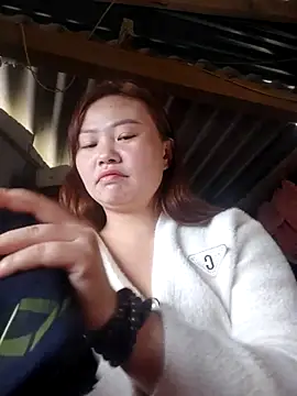 pi-pi-00 online show from December 2025 02:31:01 AM