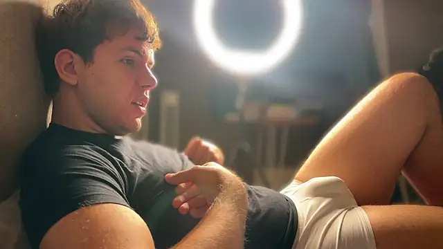 mynameischris online show from October 2025 08:33:02 AM