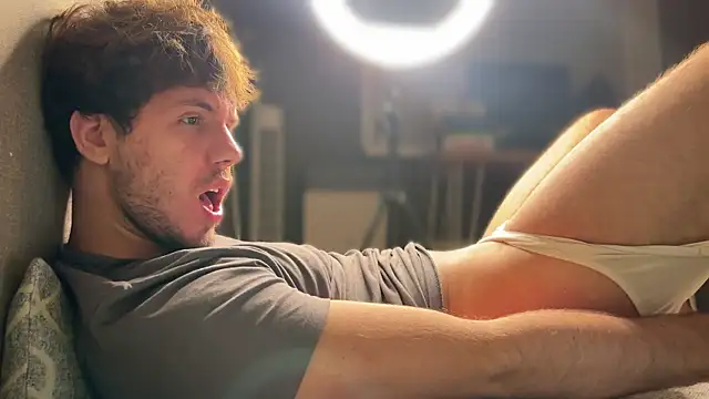 mynameischris online show from November 2025 04:27:02 PM