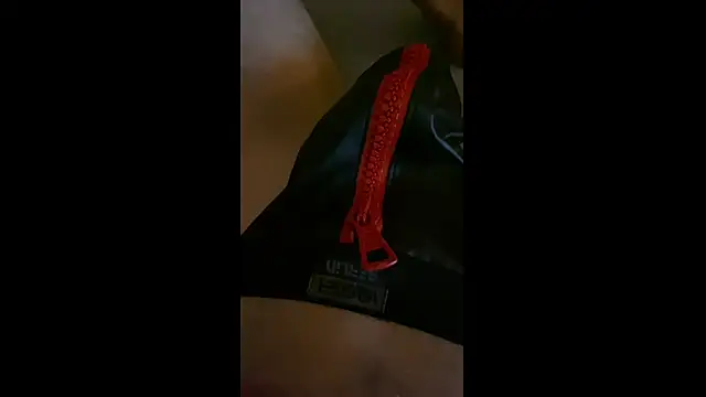 MolleDolle online show from October 2025 12:02:01 AM