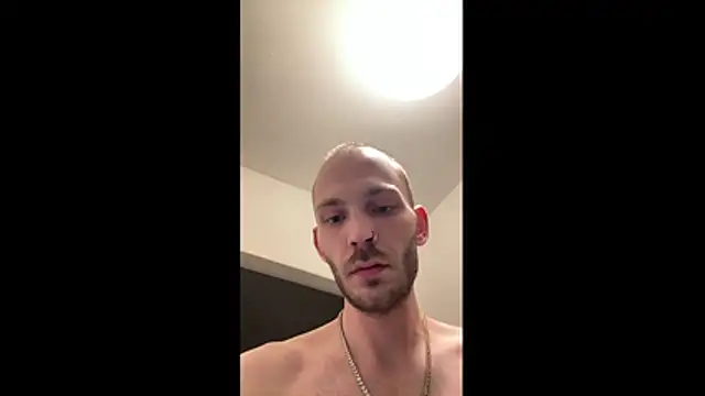 MolleDolle online show from April 2026 08:23:01 PM