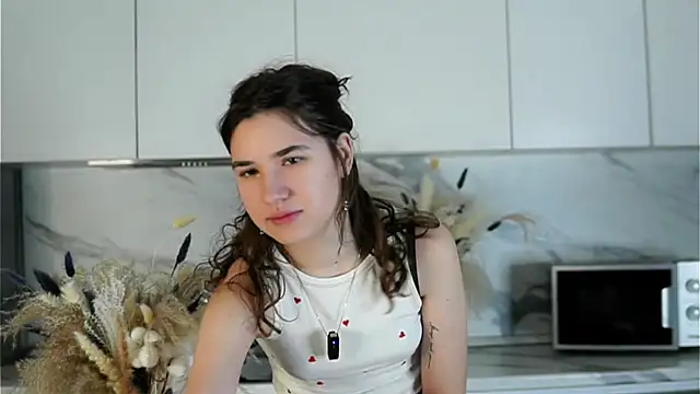 AmmieGerber online show from October 2025 01:28:02 AM