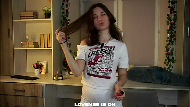 AmmieGerber online show from November 2025 01:19:01 AM