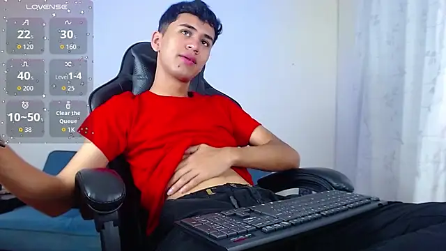 Snapshot of Alancum7 chatting on March 2026 12:44:01 PM Alancum7 online show from March 2026 12:44:01 PM