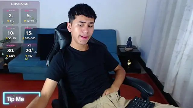 Snapshot of Alancum7 chatting on March 2026 12:57:02 PM Alancum7 online show from March 2026 12:57:02 PM