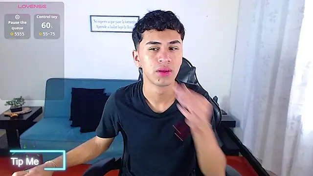 Snapshot of Alancum7 chatting on March 2026 01:04:02 PM Alancum7 online show from March 2026 01:04:02 PM