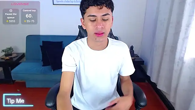 Snapshot of Alancum7 chatting on March 2026 12:55:01 PM Alancum7 online show from March 2026 12:55:01 PM