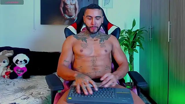 Danny Willson online show from April 2026 12:53:02 PM