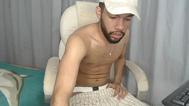 andresnoir  online show from October 2025 02:30:02 PM