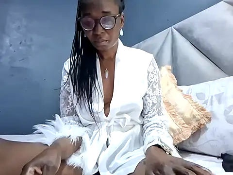 Snapshot of NaughtyCouga chatting on June 2026 05:10:01 AM NaughtyCouga online show from June 2026 05:10:01 AM