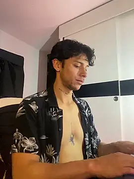 ErosDominant online show from November 2025 05:42:02 AM