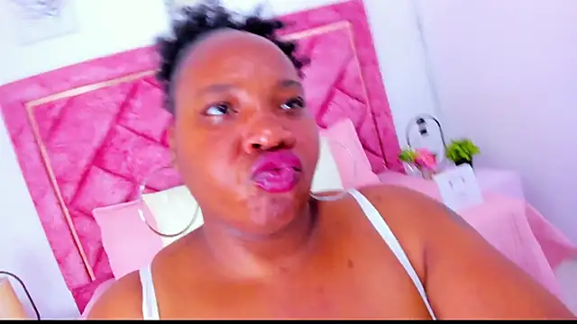 Bigasshott  online show from January 2026 07:38:01 PM