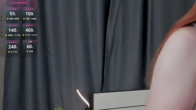 KellyeOun online show from November 2025 01:16:02 AM