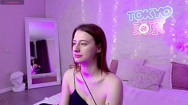 JessiJull online show from October 2025 05:47:02 PM