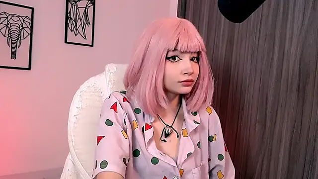 EmuOtori online show from October 2025 11:42:02 AM