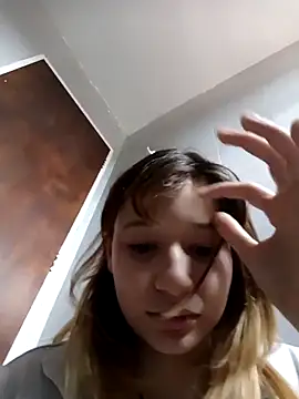 EmuOtori online show from February 2026 01:12:02 PM