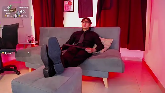 spike spigell online show from October 2025 04:38:01 AM