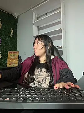 Damara Rolands- online show from February 2026 10:59:01 AM