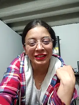 Eloisa smith online show from November 2025 05:29:02 AM