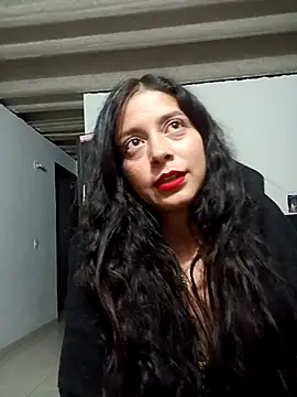 Eloisa smith online show from November 2025 06:17:02 AM