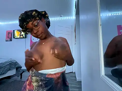 Snapshot of twerkaholic120 chatting on November 2025 03:07:01 AM twerkaholic120 online show from November 2025 03:07:01 AM