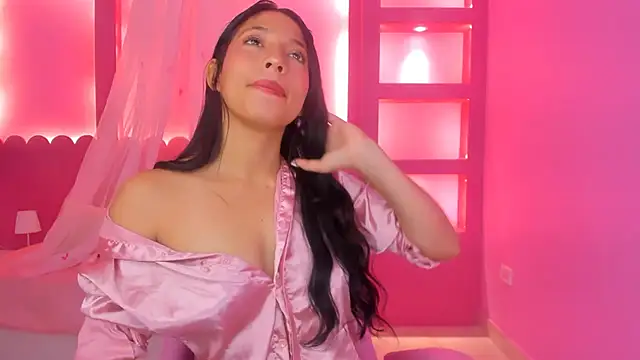 HolyLux online show from November 2025 12:09:02 PM