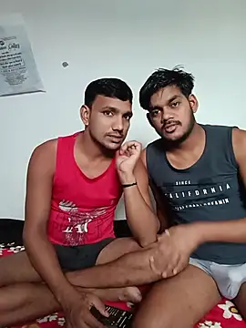 Snapshot of BiggerDickGuy chatting on July 2026 12:45:02 AM BiggerDickGuy online show from July 2026 12:45:02 AM
