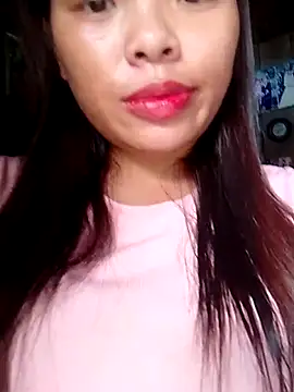 hello-cute online show from October 2025 08:24:01 AM