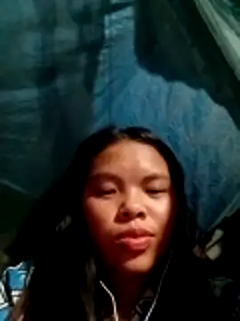 hello-cute online show from October 2025 05:02:02 PM