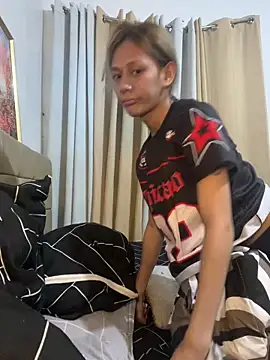 catiana moore online show from November 2025 02:05:01 PM