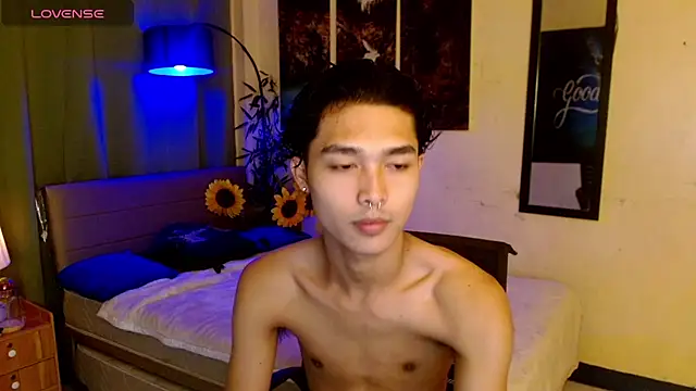 AsianCarl online show from November 2025 03:01:02 PM