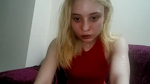 Snapshot of cinnamon-xx chatting on May 2026 10:28:01 PM cinnamon-xx online show from May 2026 10:28:01 PM