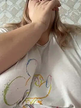 Snapshot of Vita6777 chatting on November 2025 04:55:01 AM Vita6777 online show from November 2025 04:55:01 AM