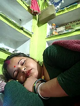 ALEXXA 143 online show from October 2025 04:08:01 PM